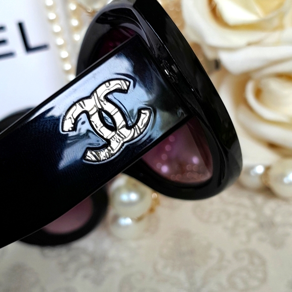 Chanel Stunning Sunglasses! - Picture 5 of 16
